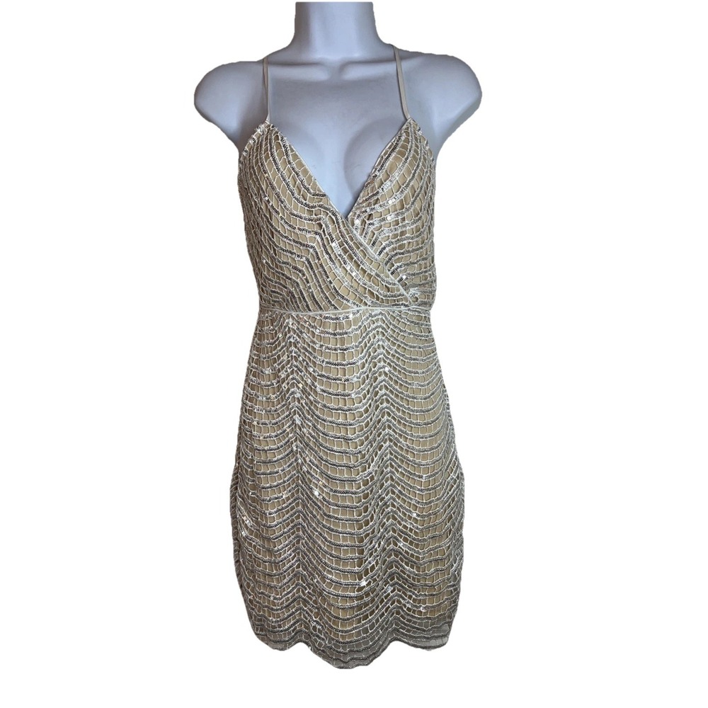 NWT Lulus Mini Dress Womens Sz XS Lele White and Silver Sequin Party Cocktail - Picture 2 of 10